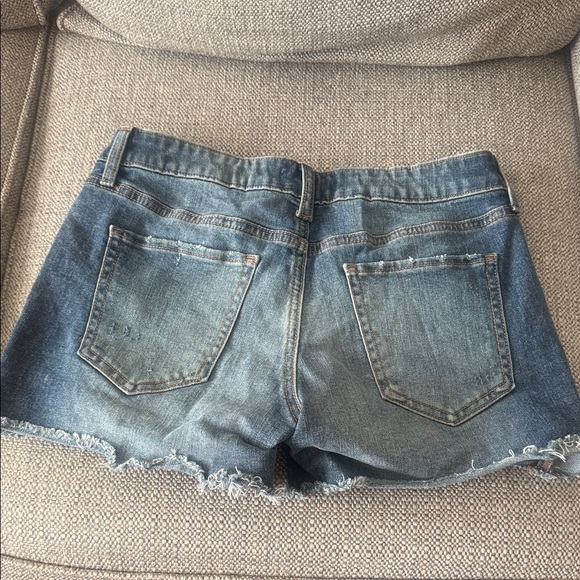 SO Blue Distressed Jean Shorts - Picture 4 of 5